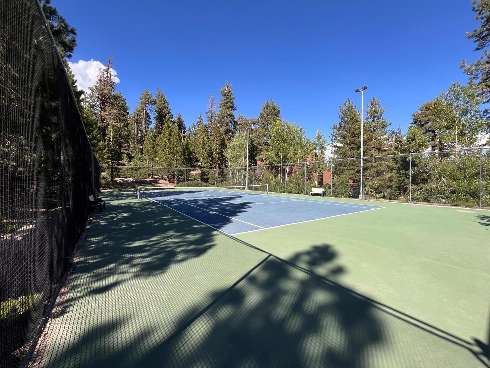 Tastefully Remodeled Condo At Mammoth Ski & Racquet Club, Hot Tub, Garage, 10 Min Walk To Ski Lifts ماموث لاكيس المظهر الخارجي الصورة