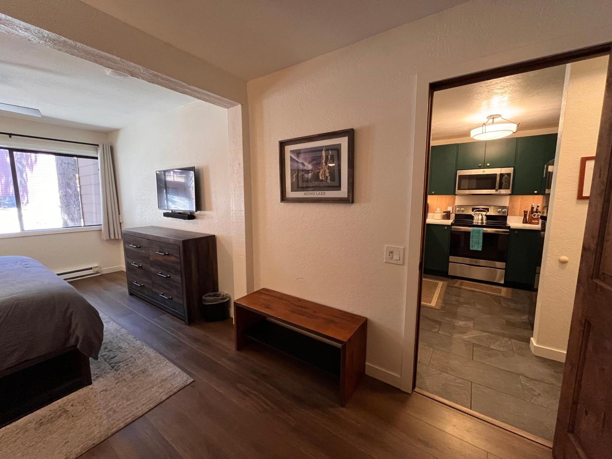 Tastefully Remodeled Condo At Mammoth Ski & Racquet Club, Hot Tub, Garage, 10 Min Walk To Ski Lifts ماموث لاكيس المظهر الخارجي الصورة
