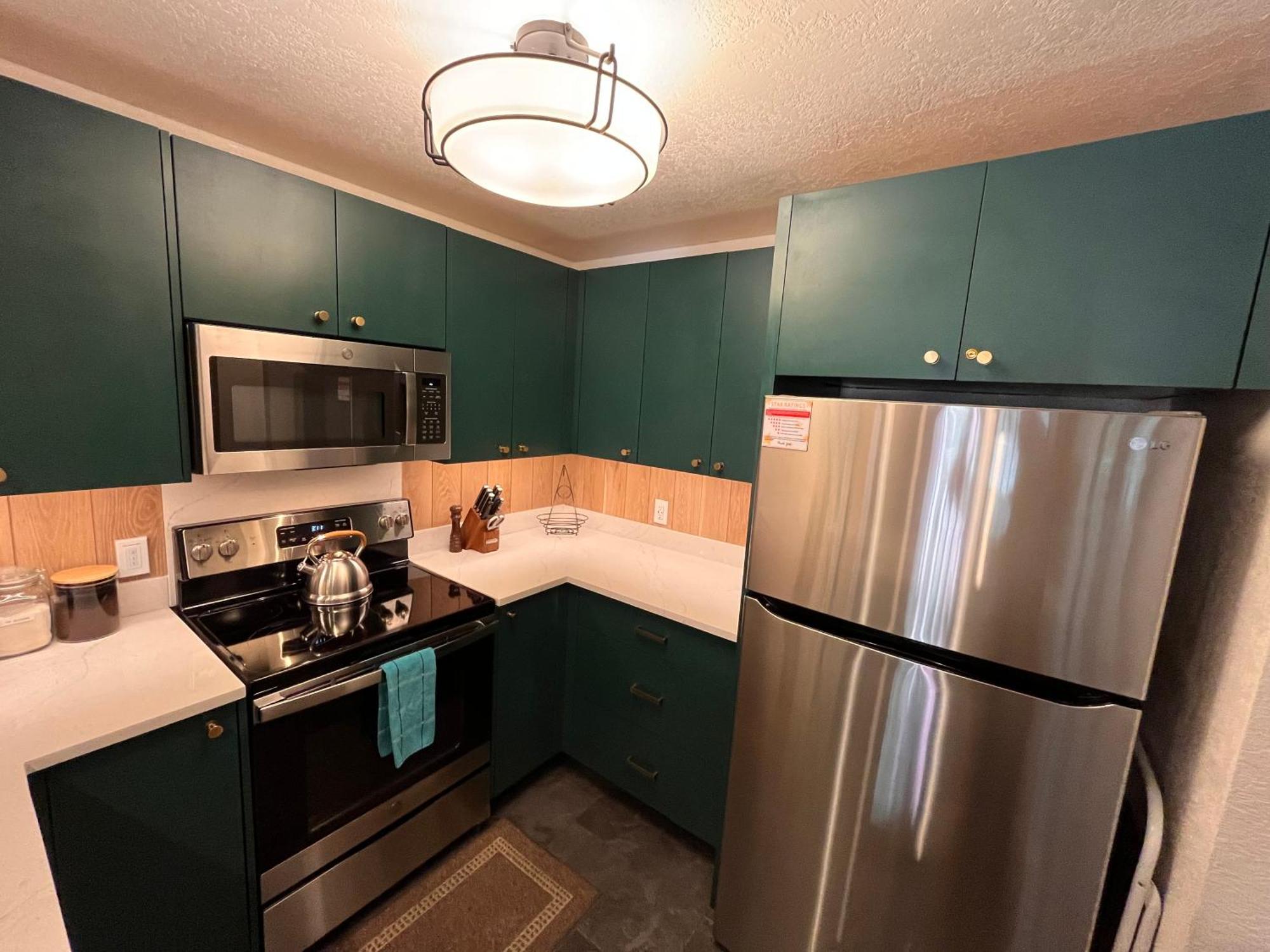 Tastefully Remodeled Condo At Mammoth Ski & Racquet Club, Hot Tub, Garage, 10 Min Walk To Ski Lifts ماموث لاكيس المظهر الخارجي الصورة